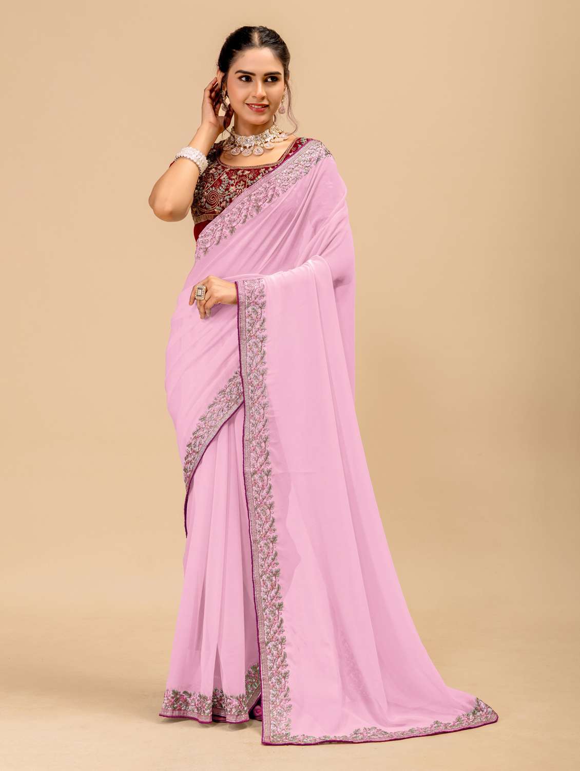 women solid with bordered saree with blouse