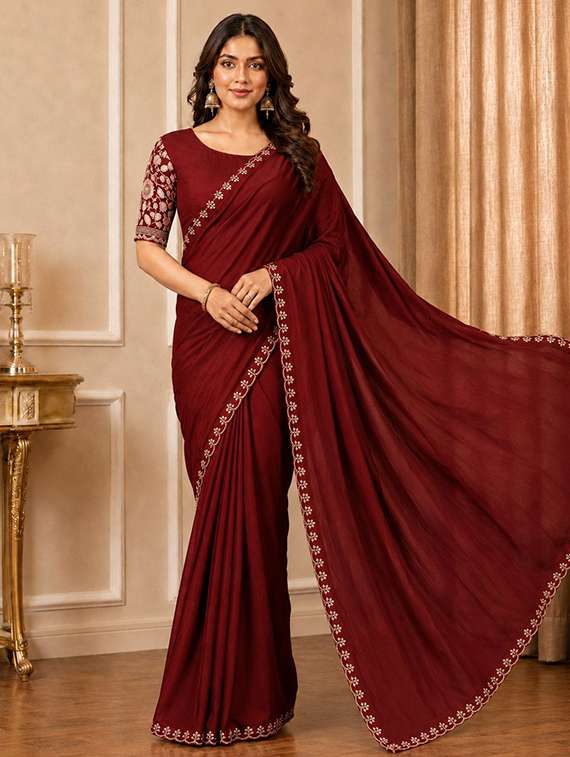 women solid with bordered saree with blouse
