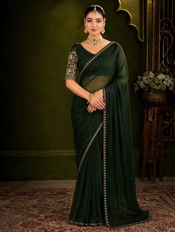 women solid with bordered saree with blouse