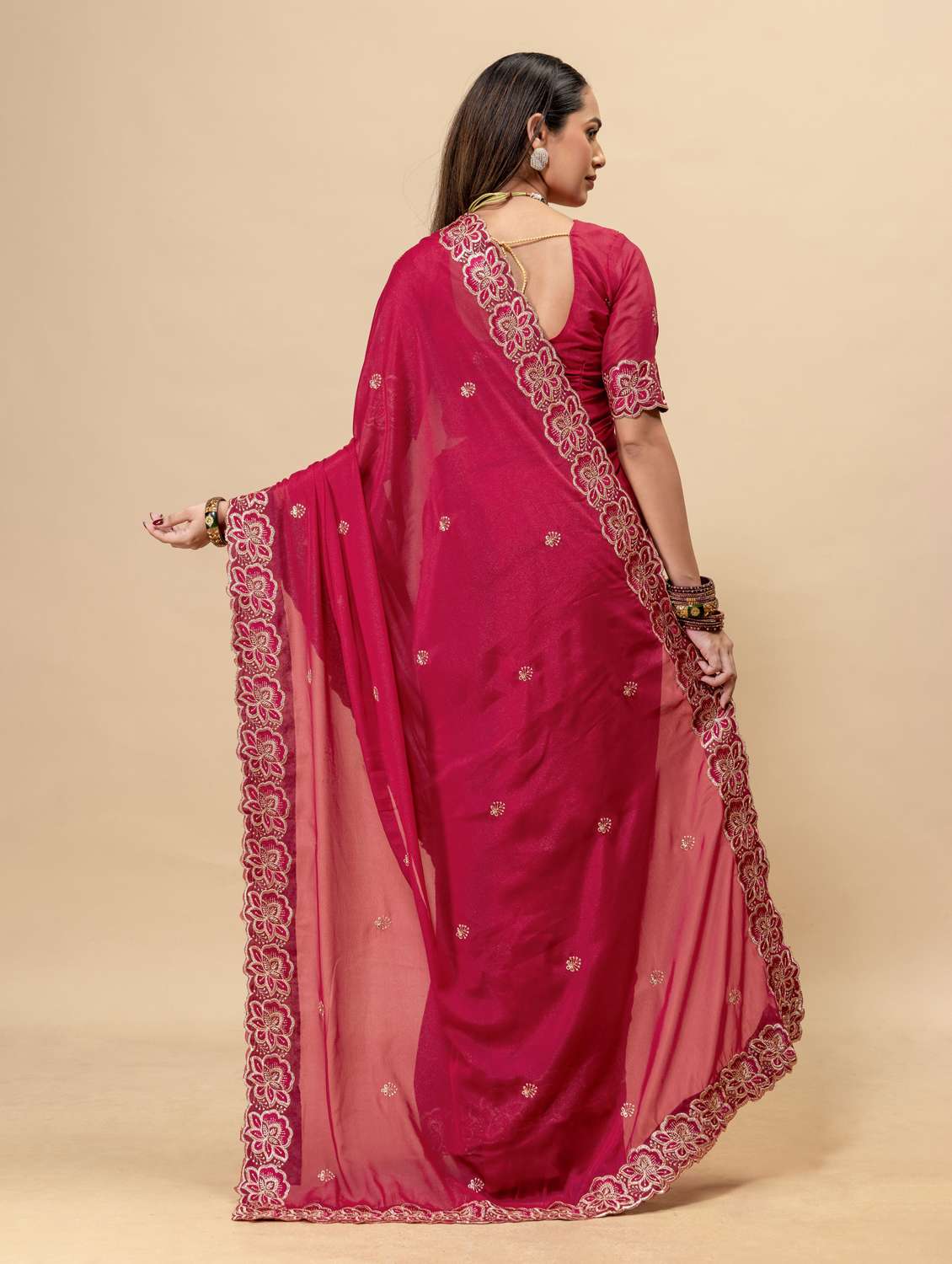 Women Solid With Work Embroidered Saree With Blouse - 22729596 -  Standard Image - 3