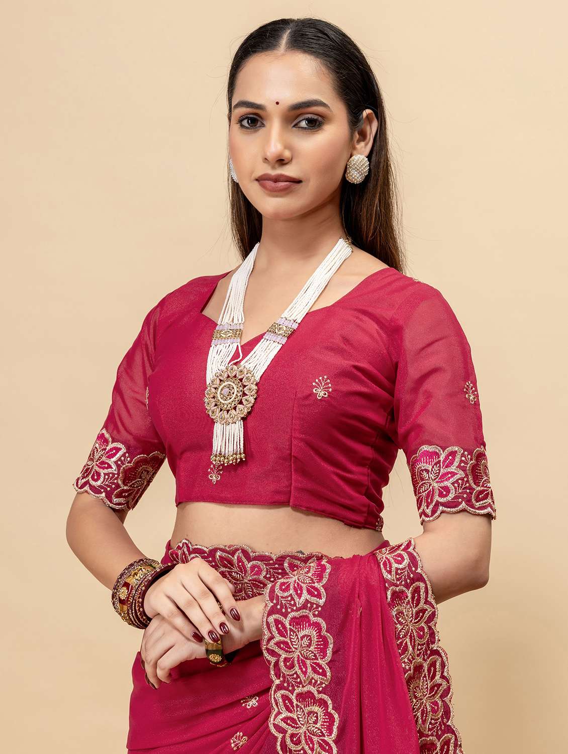 Women Solid With Work Embroidered Saree With Blouse - 22729596 -  Standard Image - 5