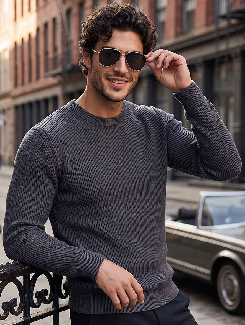 men self design long sleeve regular fit pullover