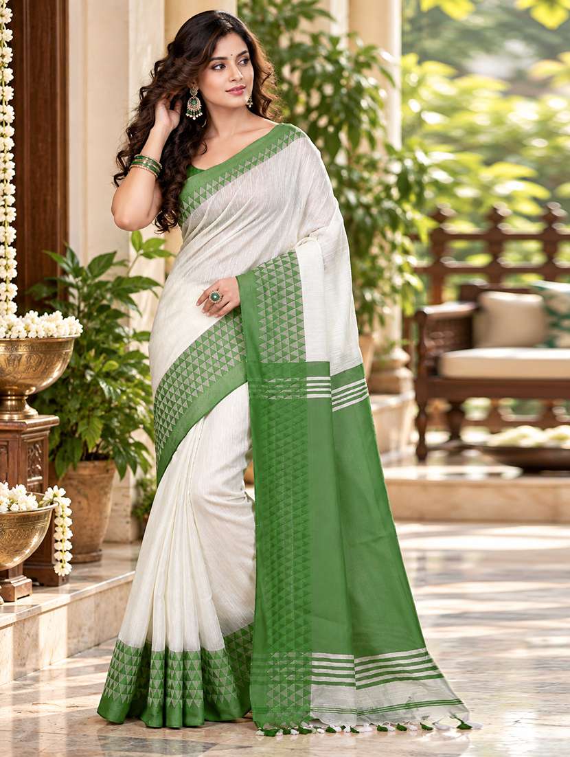women solid with bordered handloom saree with blouse