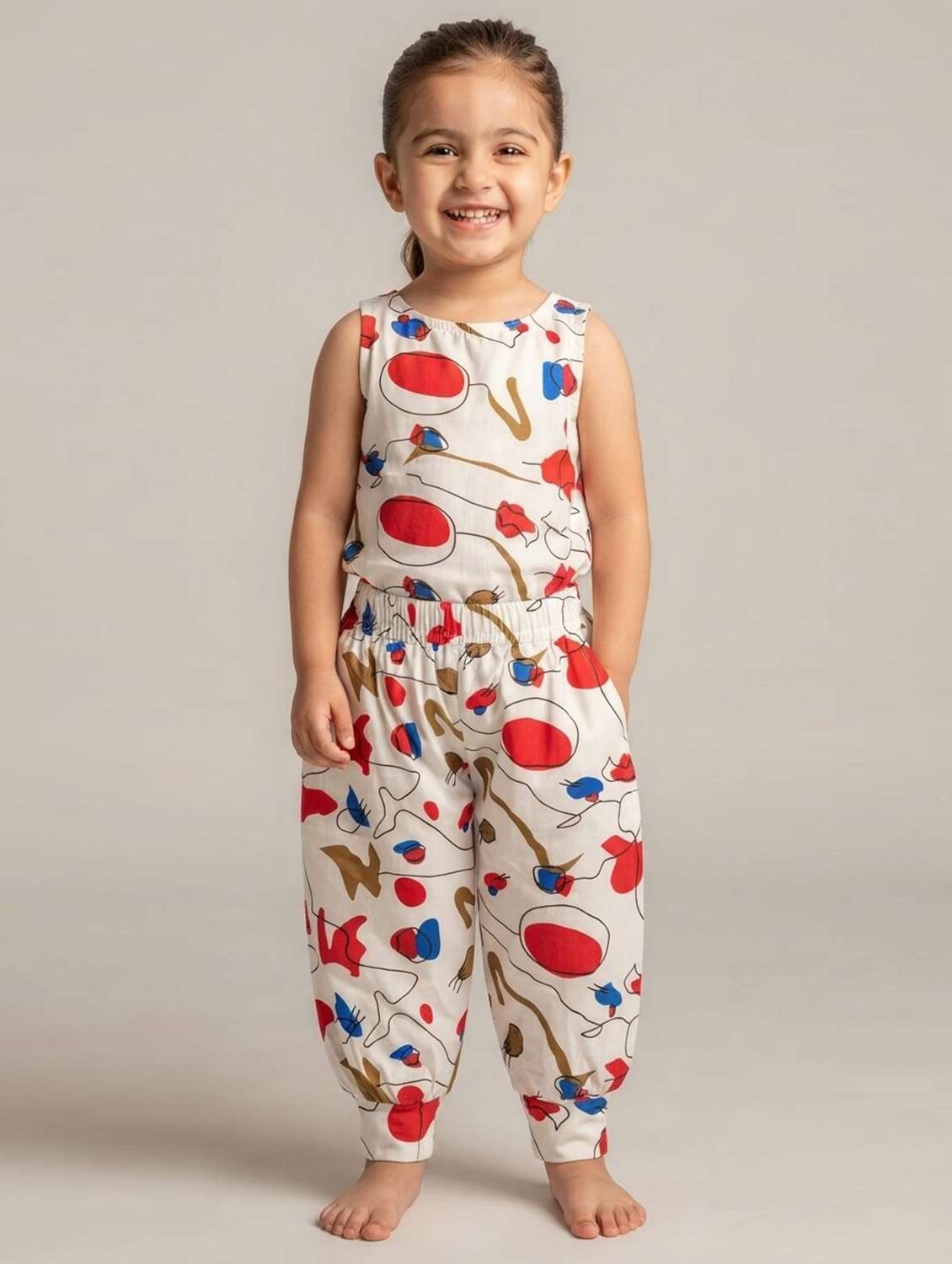 girls printed mid rise regular fit harem