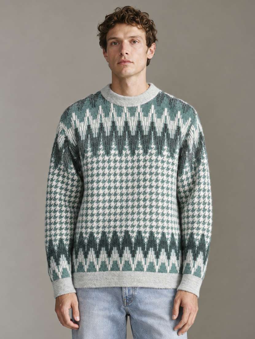 men self design long sleeve regular fit pullover