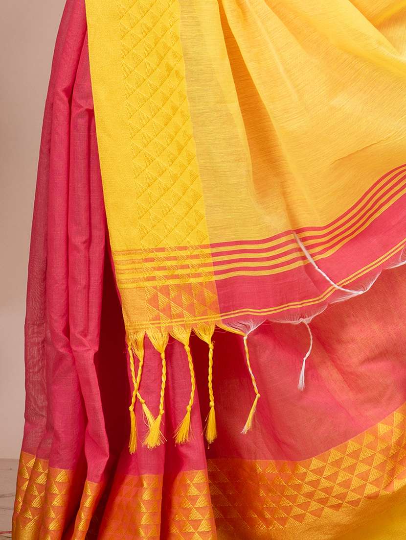 Women Solid With Bordered Handloom Saree With Blouse - 22730935 -  Standard Image - 3