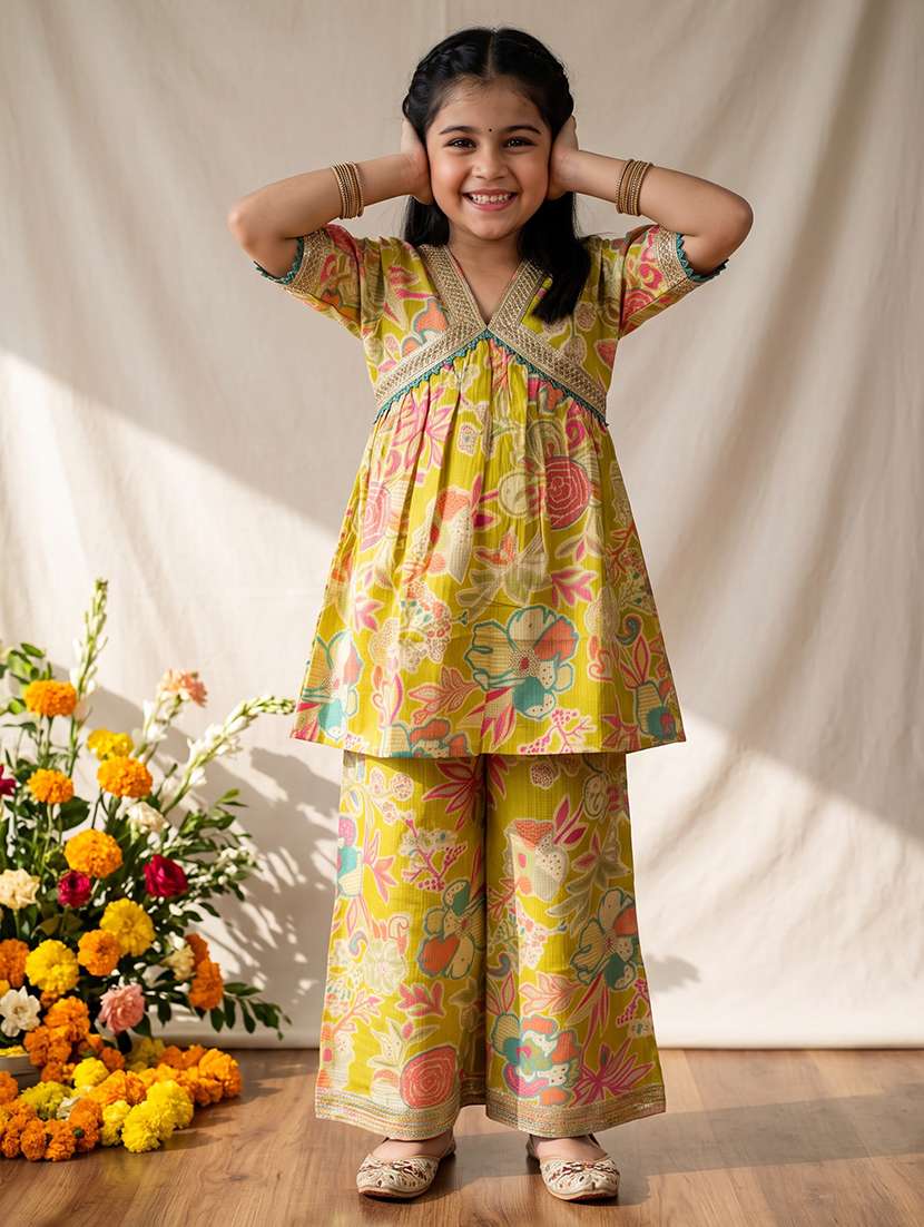 girls printed short sleeves kurta pant set