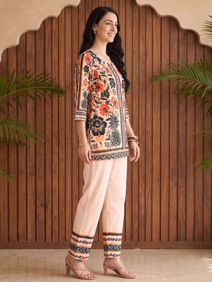 Women Printed Three Quarter Sleeves Ethnic Co-ord Set - 22733491 -  Standard Image - 3