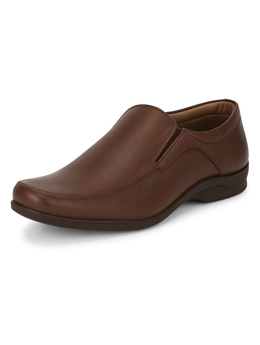 men solid slip on formal shoes