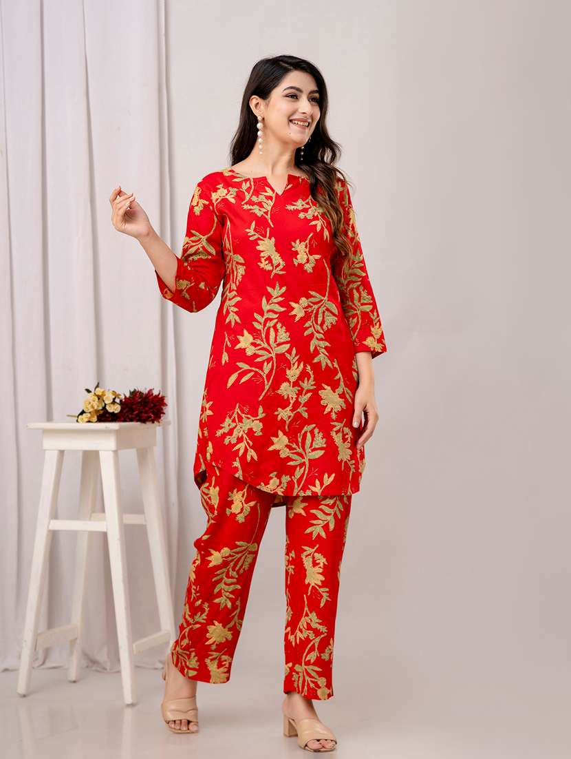 Women Printed Three Quarter Sleeves Ethnic Co-ord Set - 22735389 -  Standard Image - 5