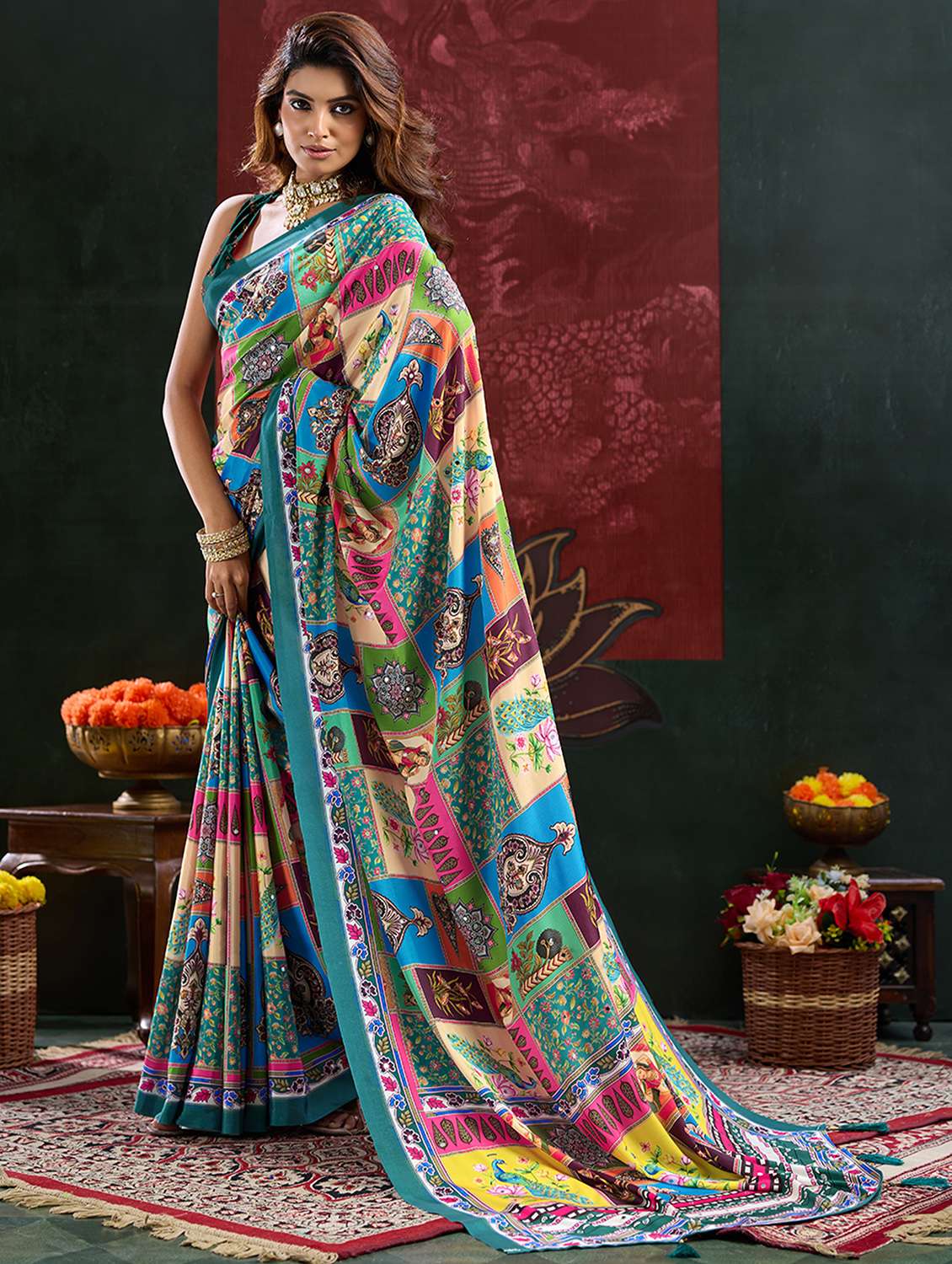 Women Printed Mirror Work Saree With Blouse - 22738040 -  Standard Image - 3