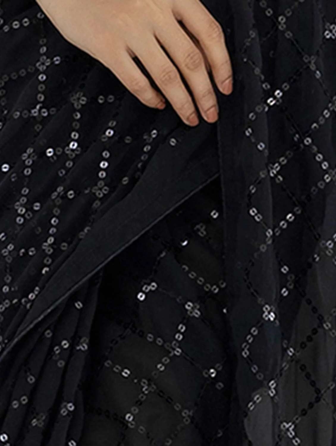 Women Solid With Work Embellished Saree With Blouse - 22738577 -  Standard Image - 5
