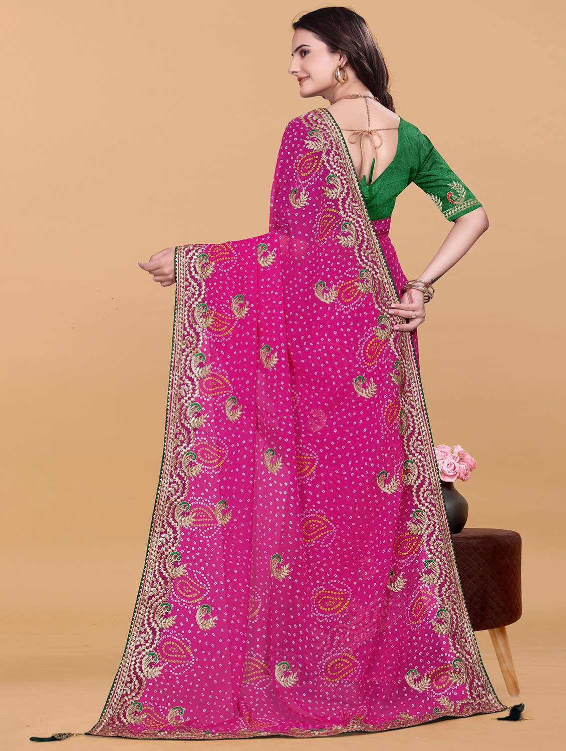 Women Bandhani Printed Saree With Blouse - 22738590 -  Standard Image - 3
