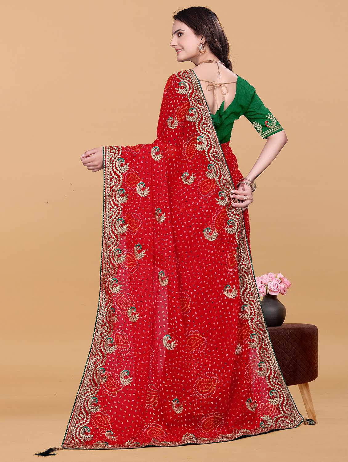 Women Bandhani Printed Saree With Blouse - 22738591 -  Standard Image - 3