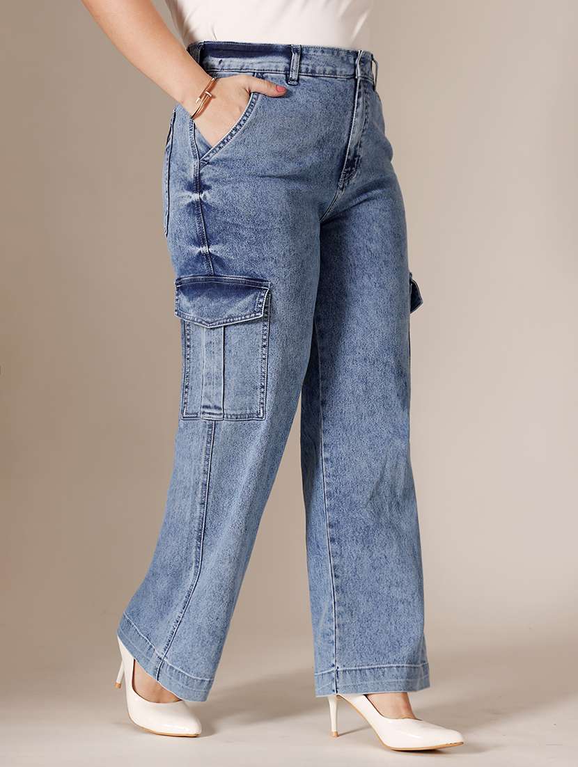 Women Solid High Rise Relaxed Fit Cargo - 22739707 -  Standard Image - 3