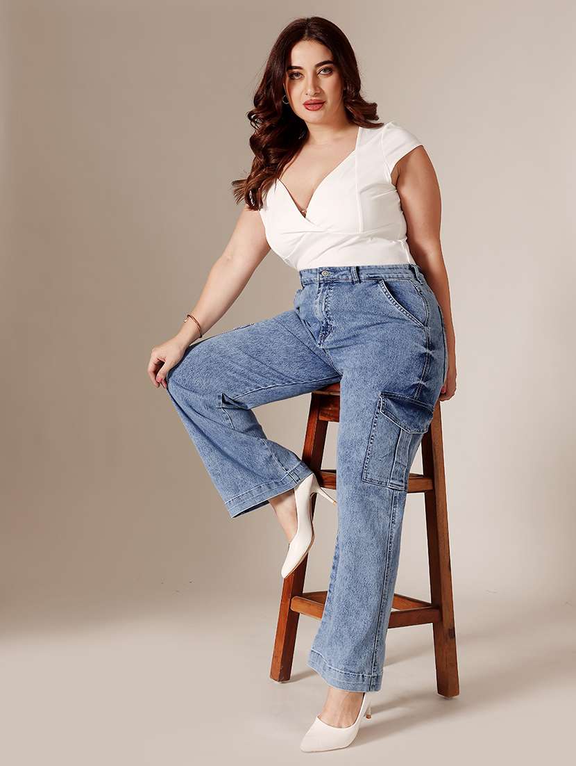 Women Solid High Rise Relaxed Fit Cargo - 22739707 -  Standard Image - 5