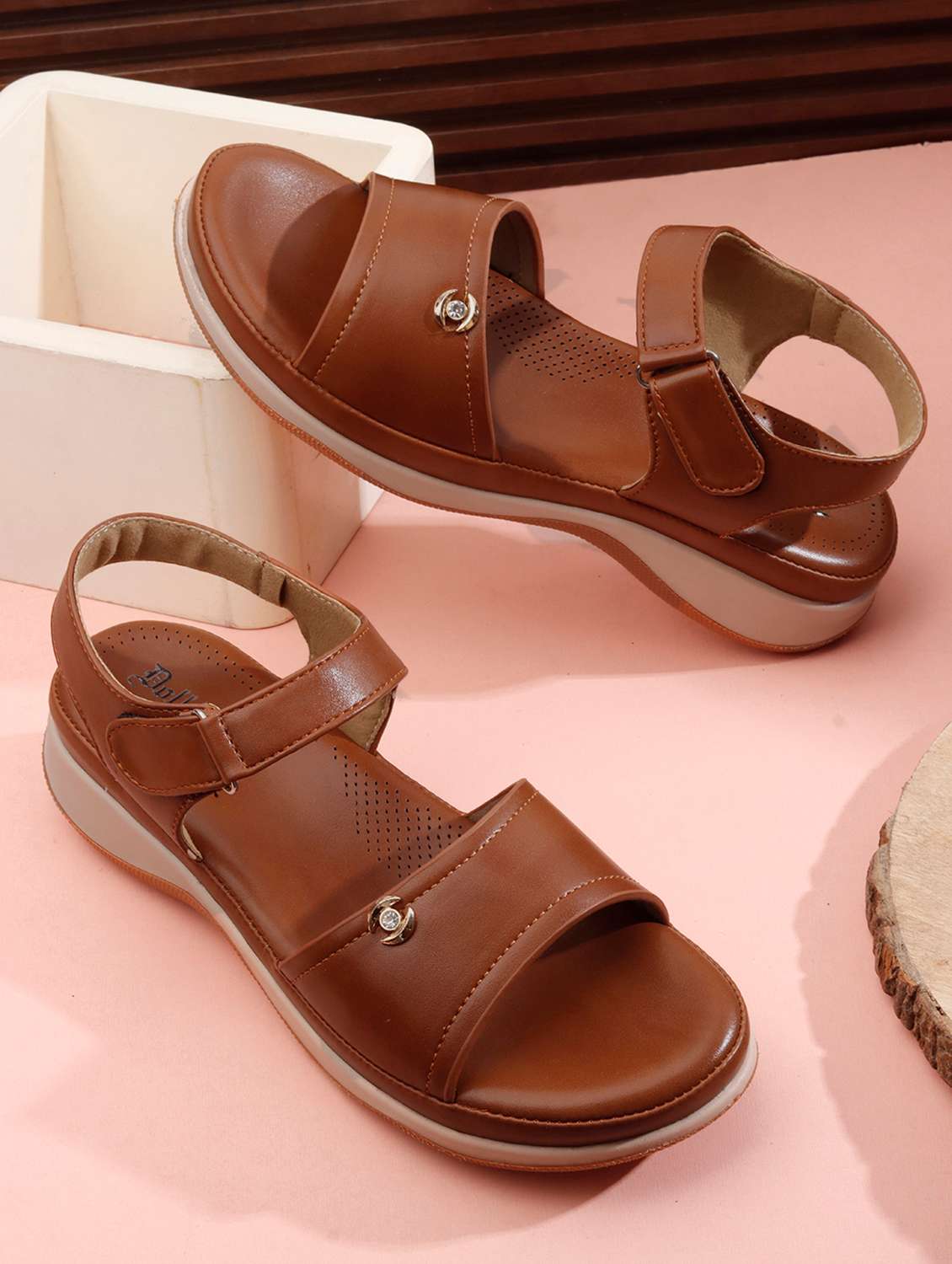 women solid ankle strap sandal