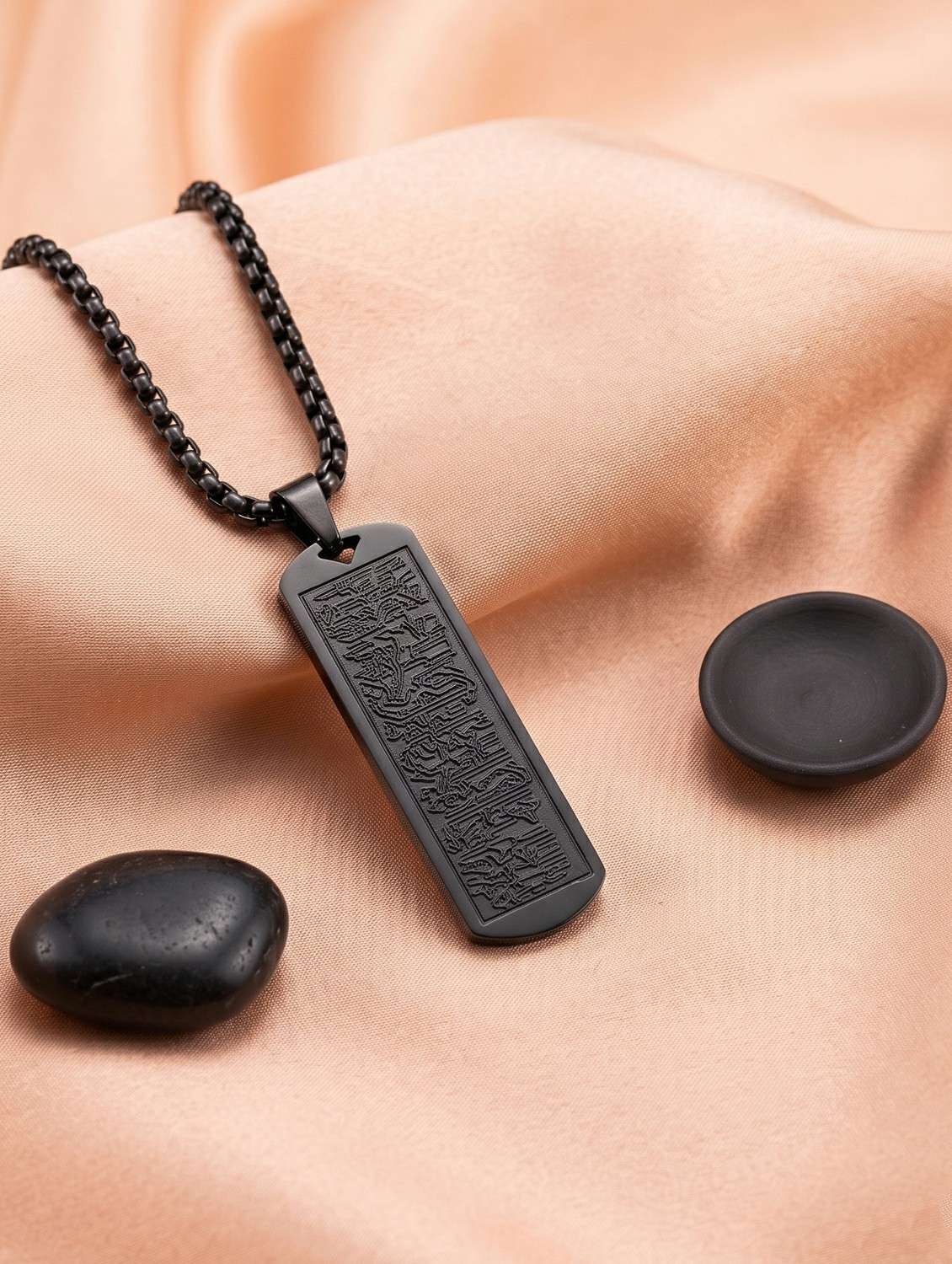 black metal engraved pendant with chain fashion jewellery