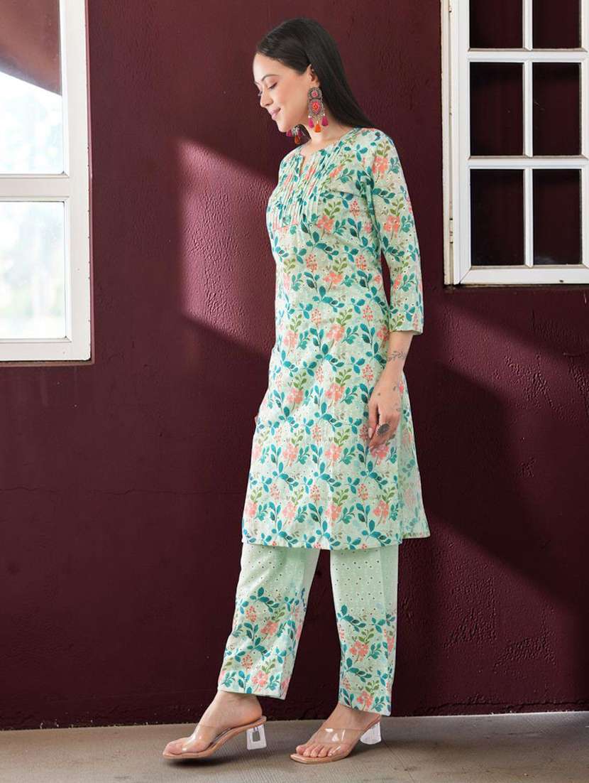 Women Printed Three Quarter Sleeves Kurta Pant Set With Dupatta - 22743342 -  Standard Image - 3