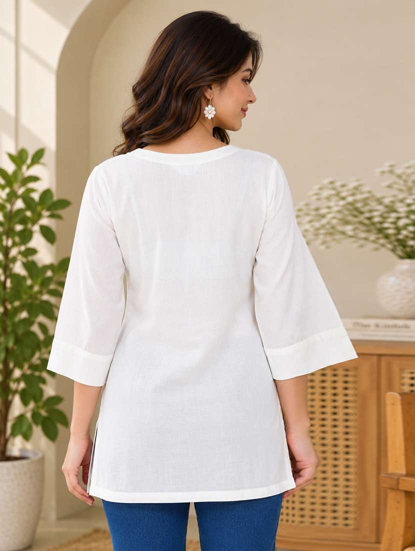 Women Embroidered Three Quarter Sleeves Straight Kurti - 22744433 -  Standard Image - 3