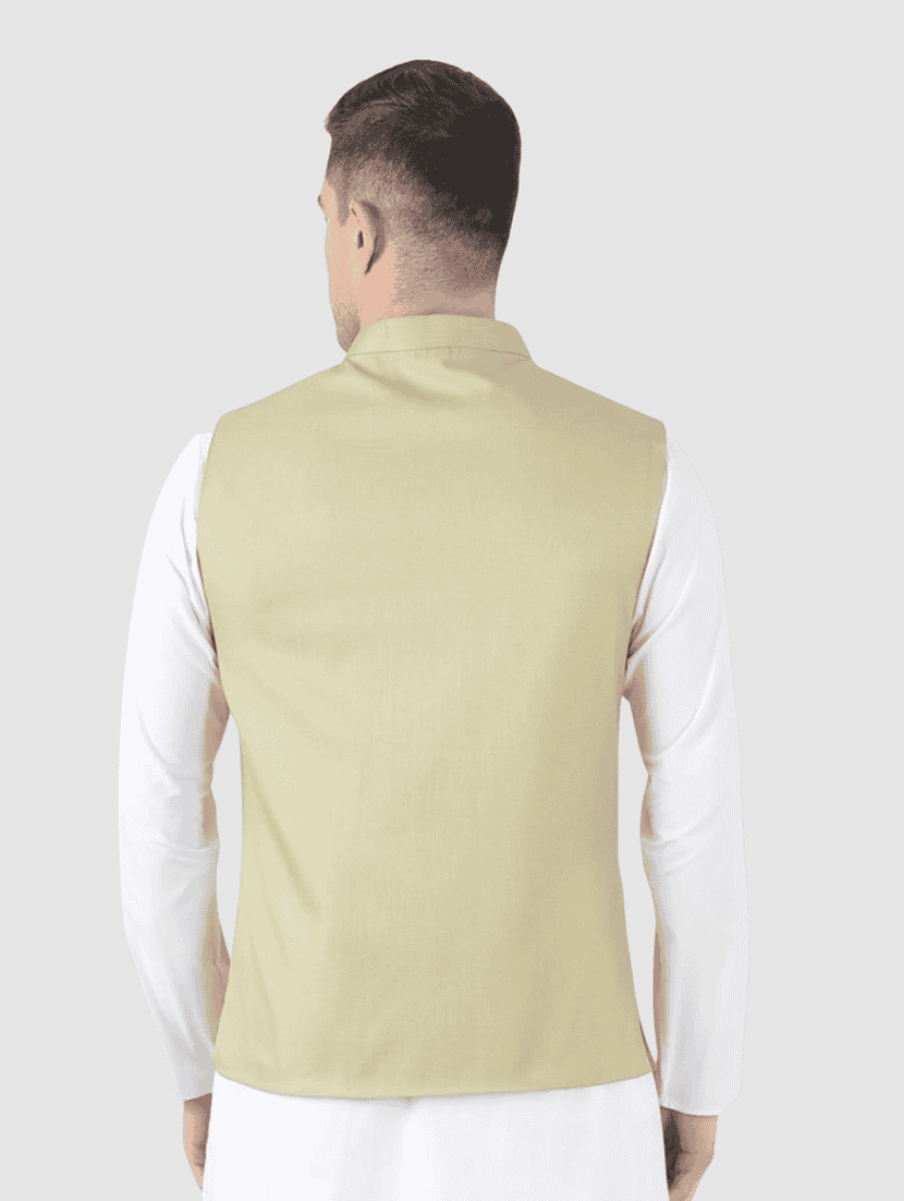 Men Solid Sleeveless Regular Fit Nehru Jacket - 22745495 -  Standard Image - 3