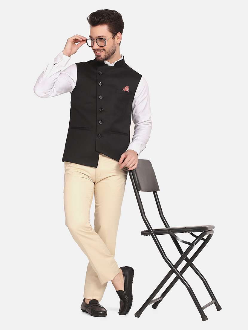 Men Solid Sleeveless Regular Fit Nehru Jacket - 22745509 -  Standard Image - 5