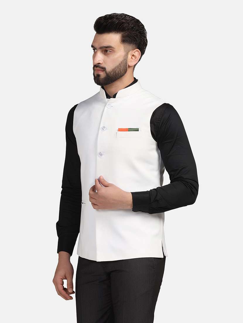 Men Solid Sleeveless Regular Fit Nehru Jacket - 22745555 -  Standard Image - 3