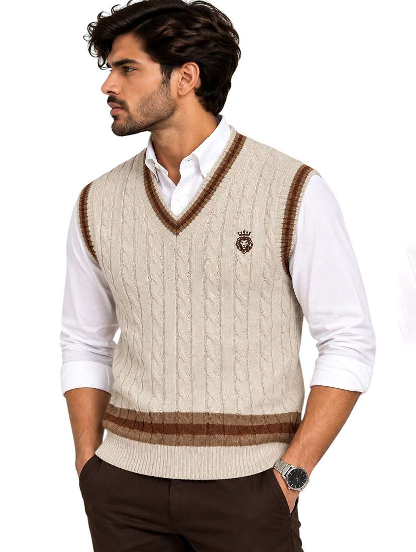 men self design sleeveless regular fit pullover