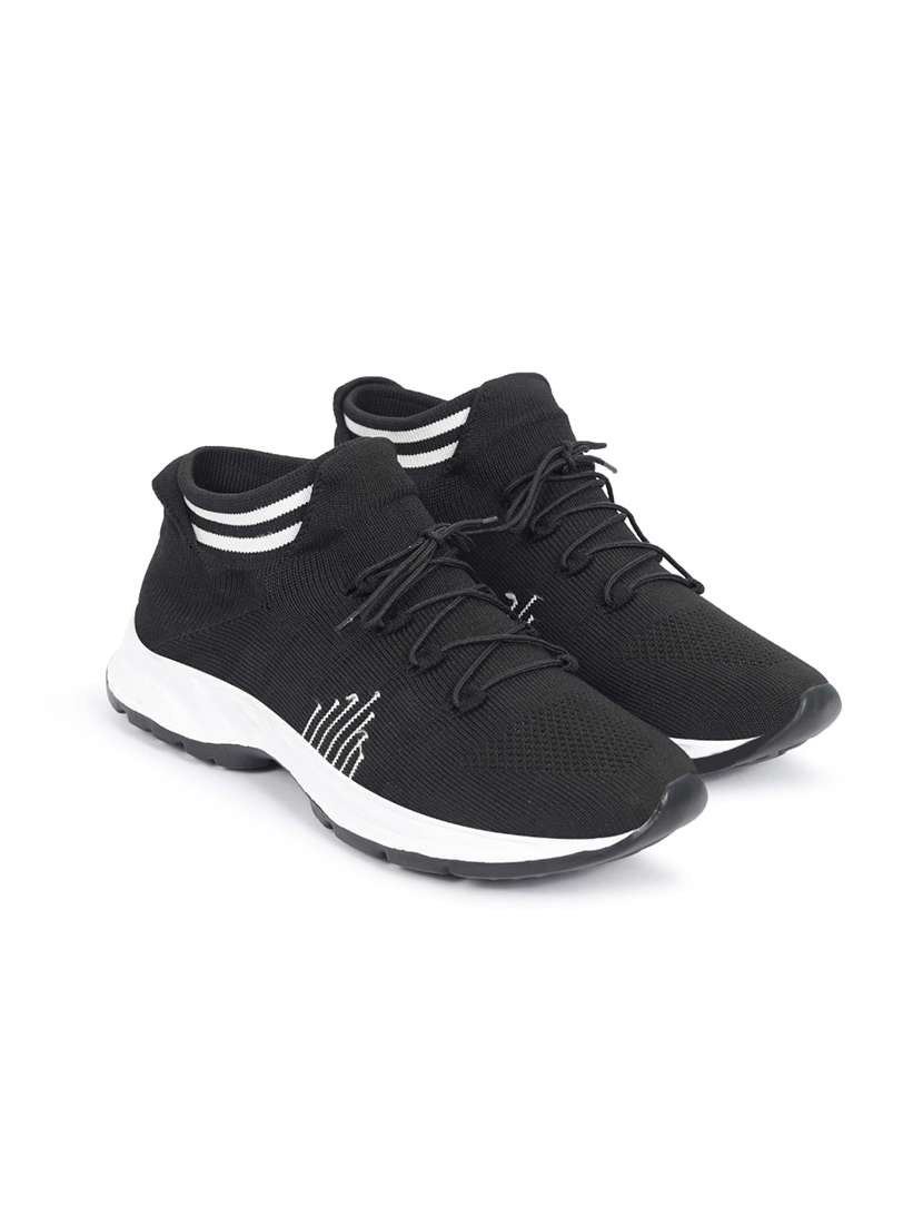 men black lace up sport shoe