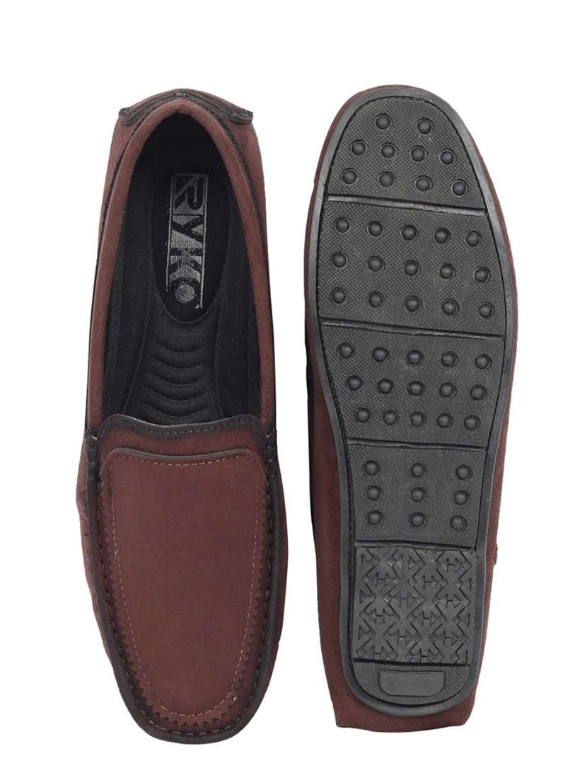 Men Maroon Slip On Loafer - 22750359 -  Standard Image - 5