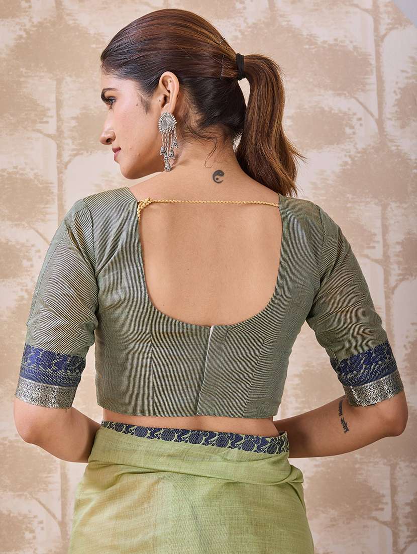 Women Solid With Bordered Saree With Blouse - 22750739 -  Standard Image - 5