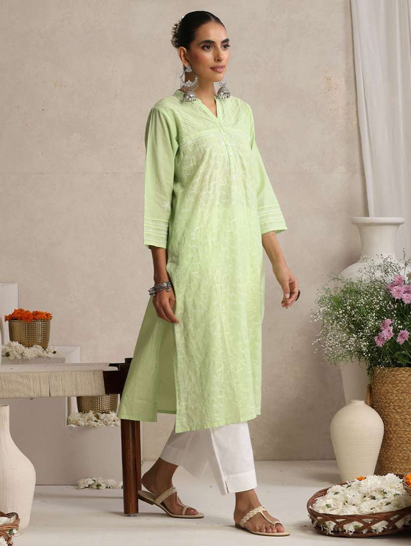 Women Embroidered Three Quarter Sleeves Straight Kurta - 22755544 -  Standard Image - 3