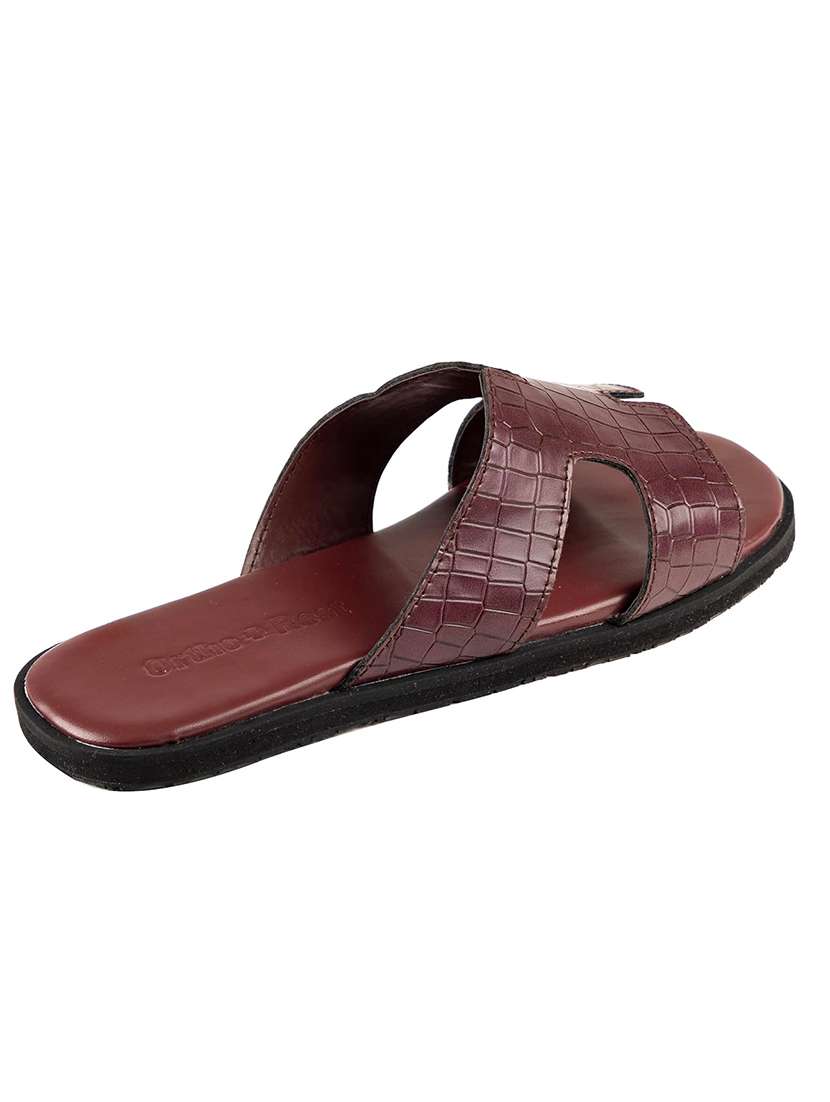 Men Textured Slip On Sandal - 22755926 -  Standard Image - 3