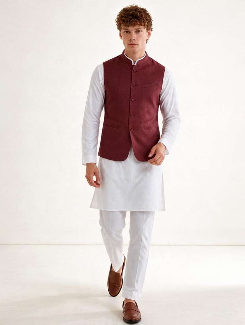 men solid mandarin neck kurta pyjama with jacket ethnic set