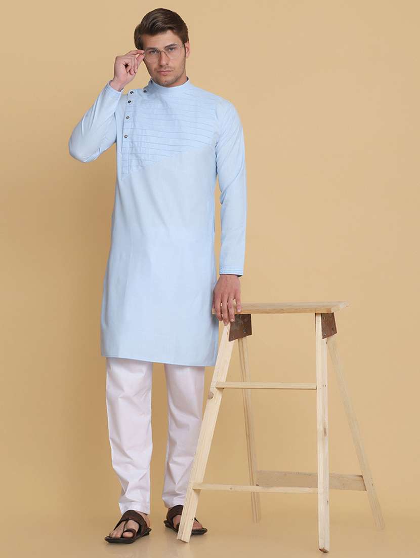 Men Solid Mandarin Neck Long Kurta - 22760740 -  Standard Image - 3