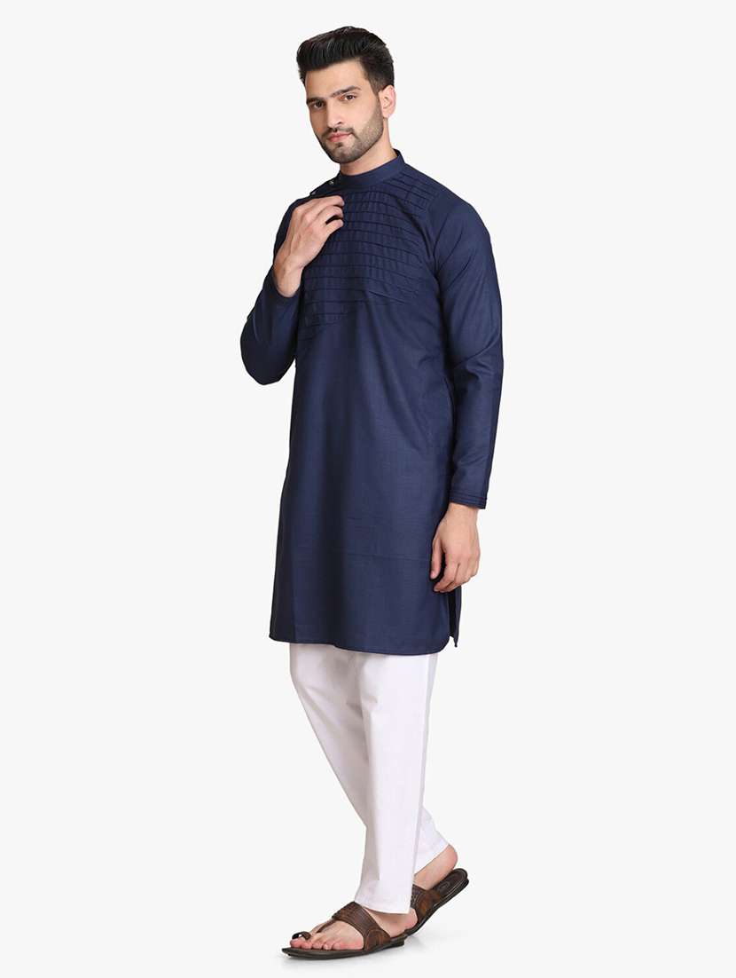Men Solid Mandarin Neck Long Kurta - 22760744 -  Standard Image - 5