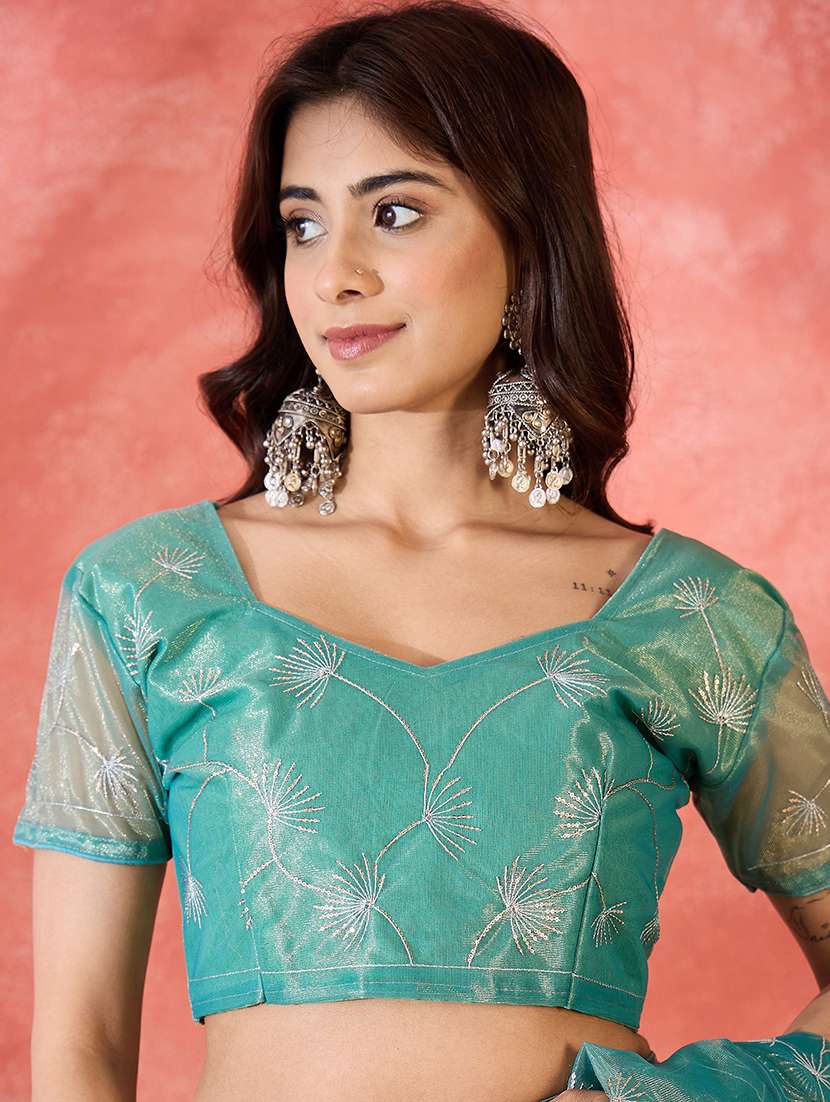 Women Solid With Work Embroidered Saree With Blouse - 22764531 -  Standard Image - 5
