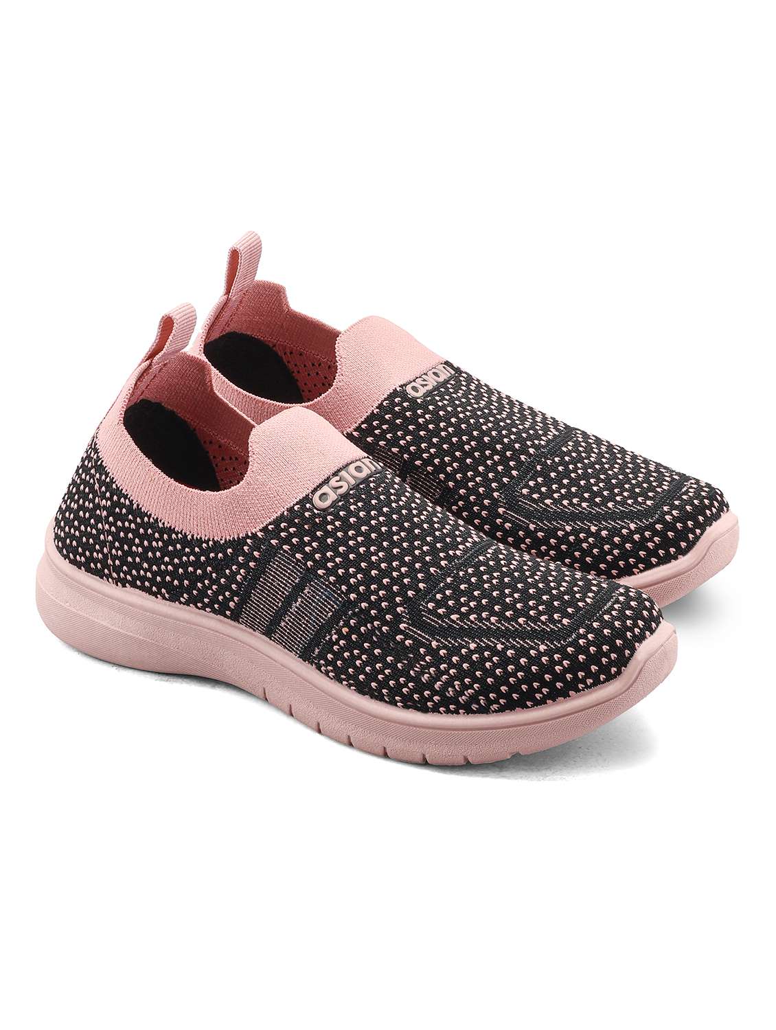 women textured slip on sports shoes