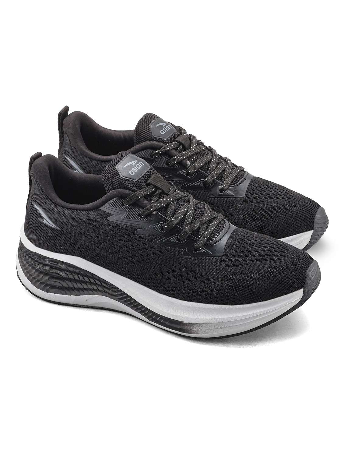 women textured lace up sports shoes