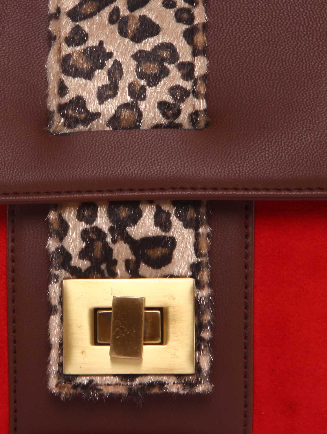 clutch with Animal Print Buckle - 47852 - Standard Image - 3