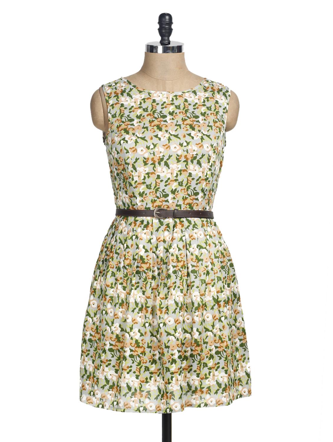 Colourful Floral Print Sleeveless Pleated Dress - La Zoire