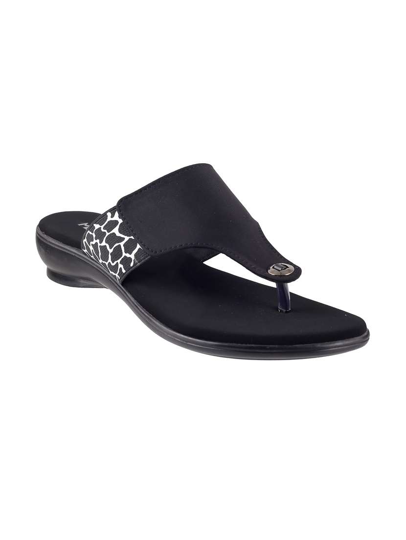 black leatherette sandal